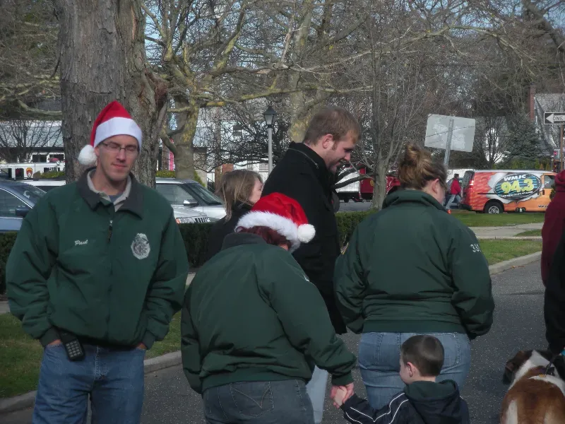 xmas-ambulance-014.webp